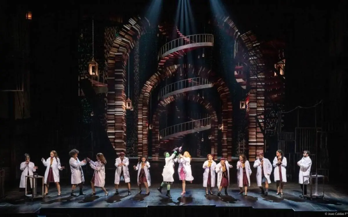 «ساحرات أوز» لأول مرة في دبي