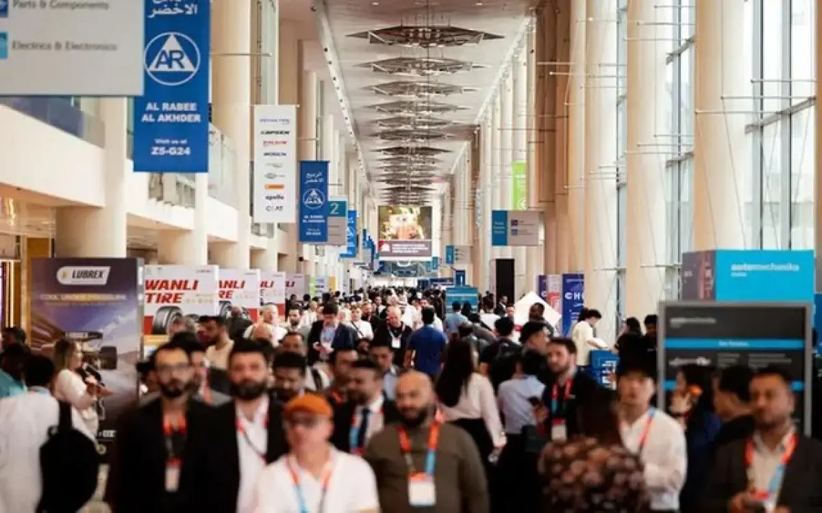 90% حوادث أقل.. "أوتوميكانيكا" يستعرض استعدادات دبي للتنقل الذاتي