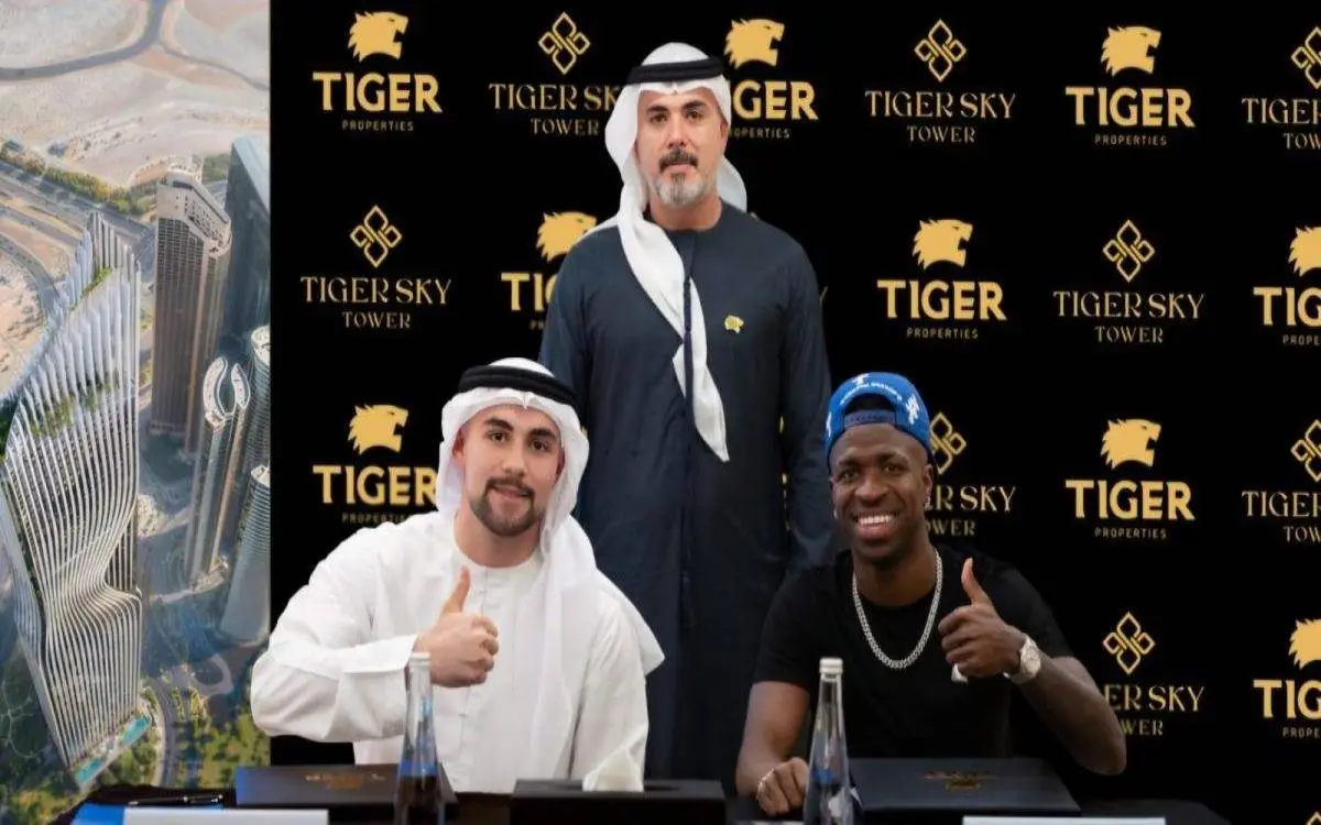 نجم ريال مدريد يطل على أفق دبي ليل نهار