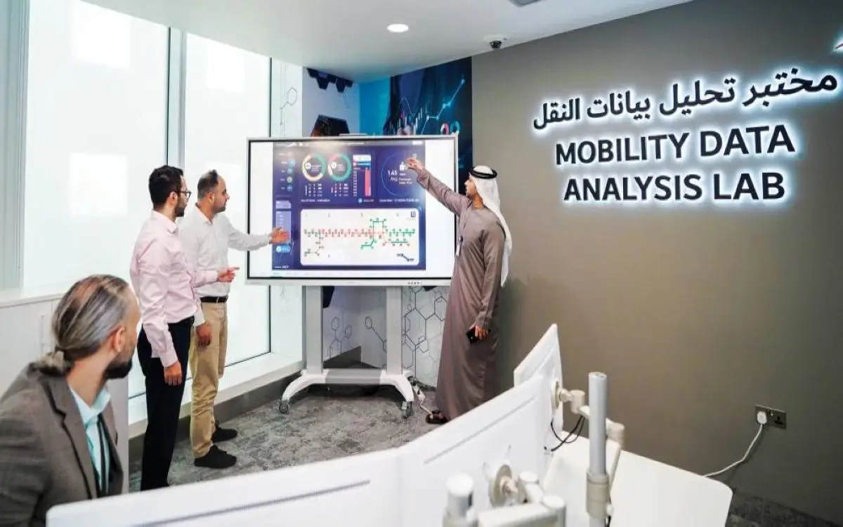 مختبر في دبي لـ"صحة" الحافلات والمترو والترام