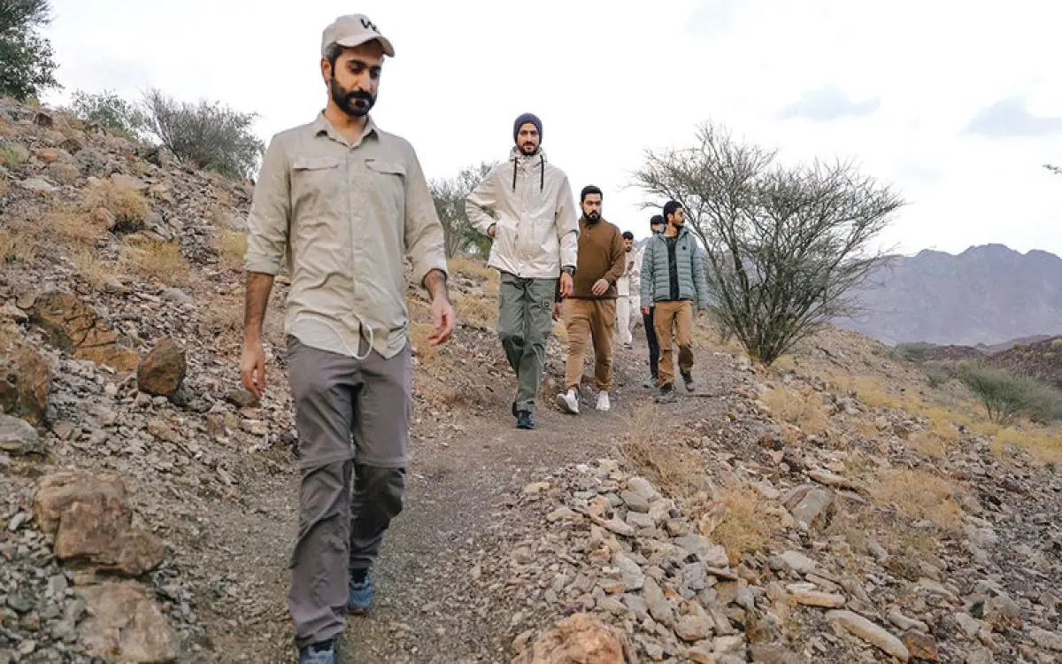 50 عاشقاً للطبيعة يستريحون في خيام حتا من تعب "الهايكينغ"