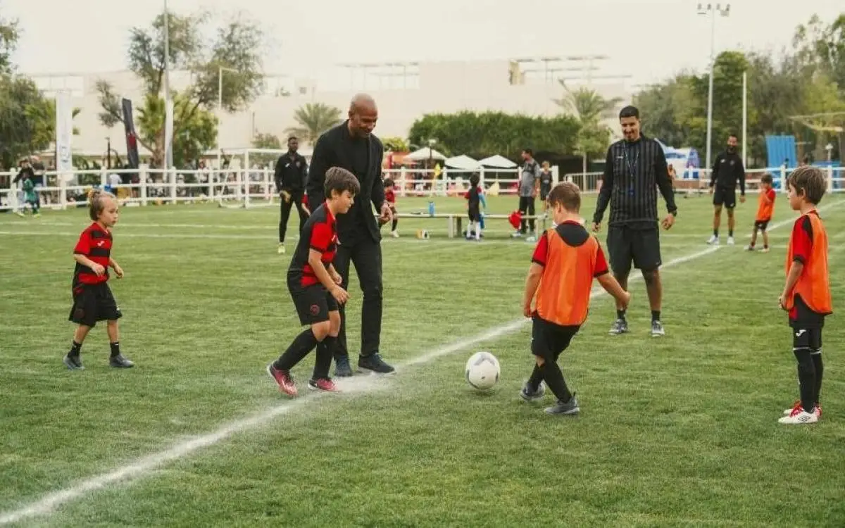 أكاديميات دبي في "كأس المدينة المستدامة" بمشاركة نجم فرنسي