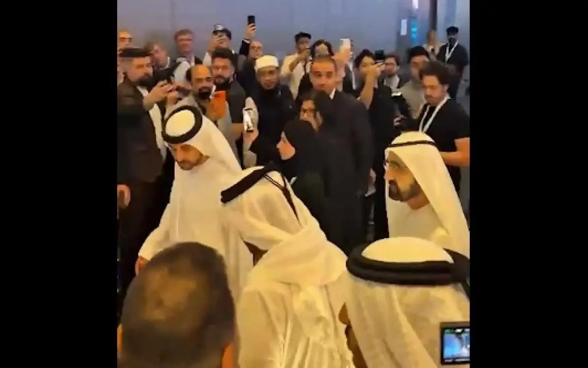 محمد بن راشد يستعرض منجزات صحية لـ 180 دولة في "إكسبو" (فيديو)