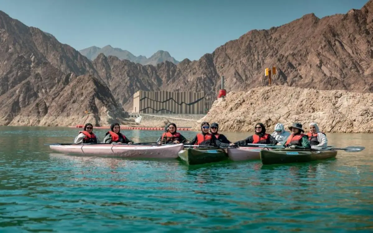 موظفات في دبي يستعدن حيويتهن النفسية في حتا