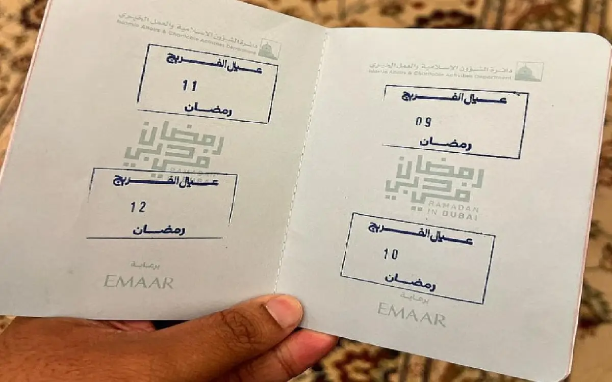 أختام رمضانية و"آيس كريم" تجمع الأطفال في مساجد دبي