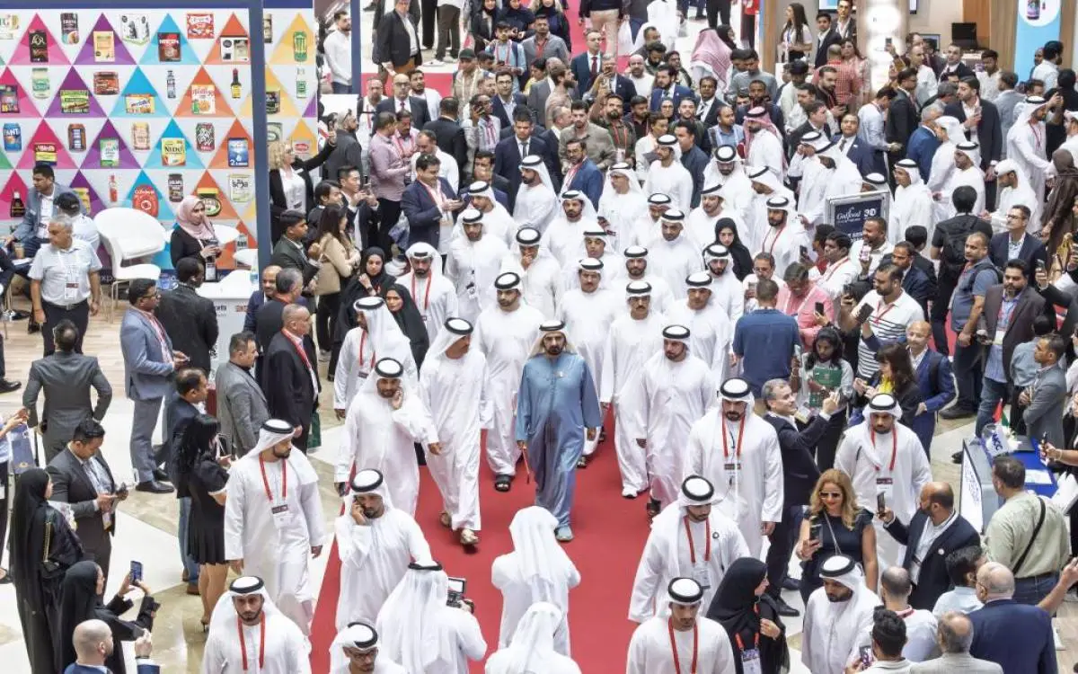 دبي "تطبخ" 135 وجبة دسمة حتى نهاية 2025