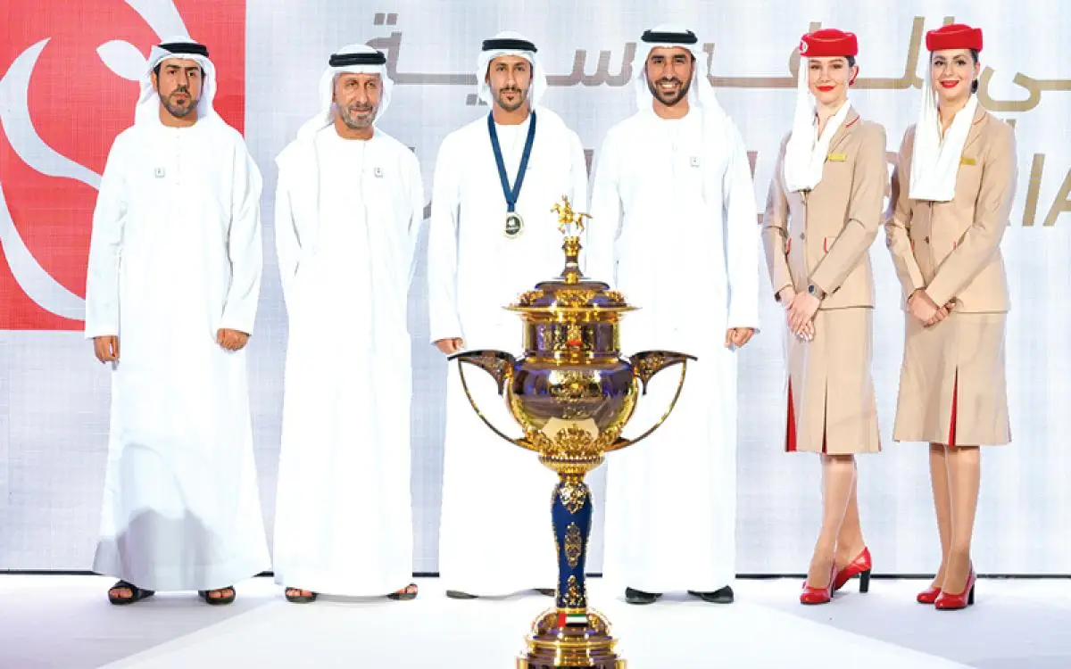 سباق في دبي ينتهي بشراء الخيول الفائزة دعماً للمربين