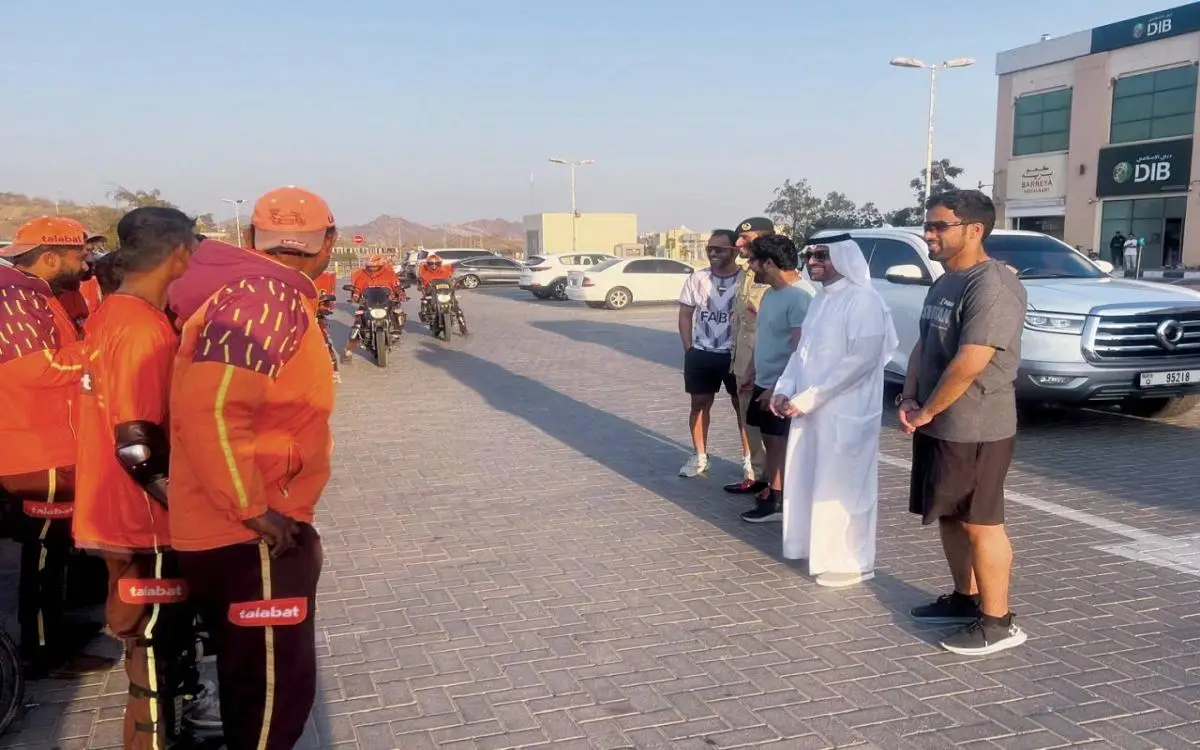 تحذيرات لسائقي التوصيل في دبي من هذه السلوكيات