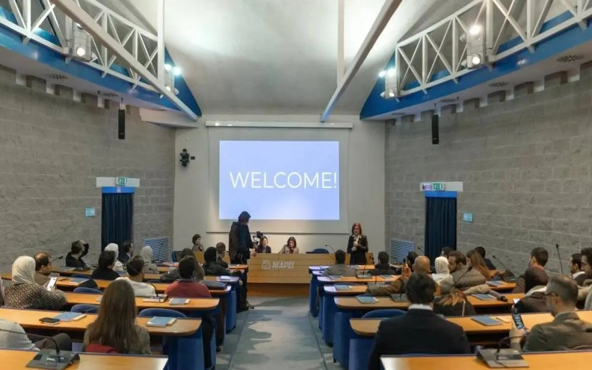 27 قائداً من شركات دبي العائلية في مهمة بميلانو