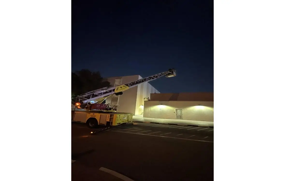 دبي تخمد حريقاً في مبنى دبلوماسي