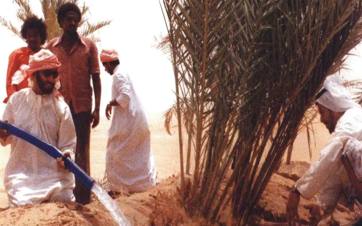 الإمارات تستذكر في يوم زايد قصة 90 مليار درهم