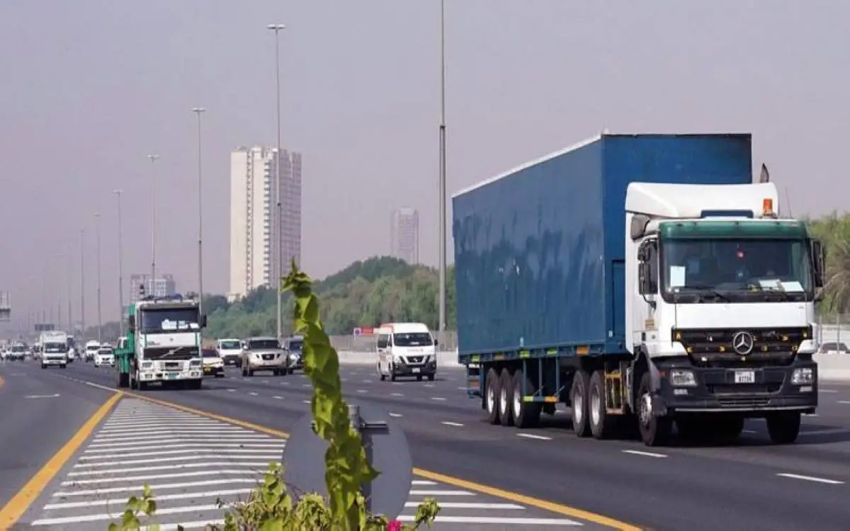 شاحنات دبي حرة الحركة حتى الأحد المقبل