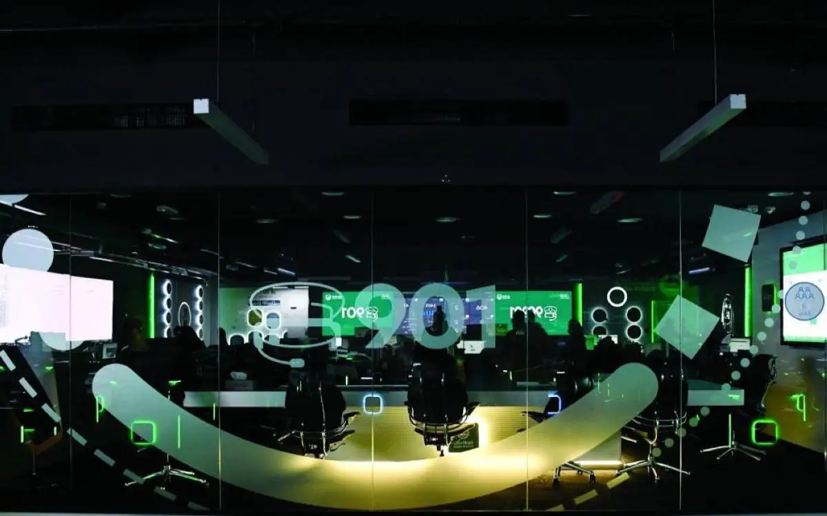 هاتف شرطة دبي يرن 274 ألف مرة "بلا طوارئ" في 2026