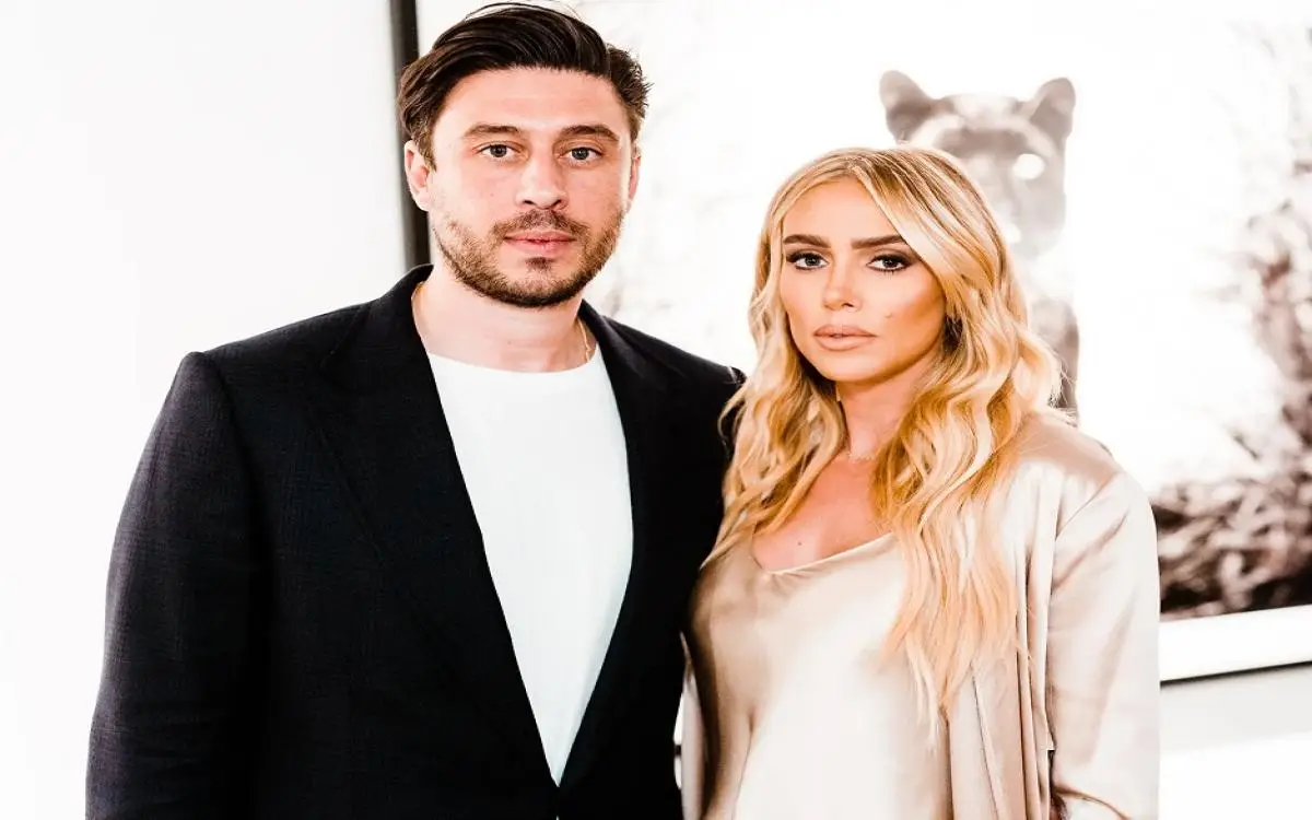 ابنة إمبراطور «فورمولا 1» تقود إلى دبي