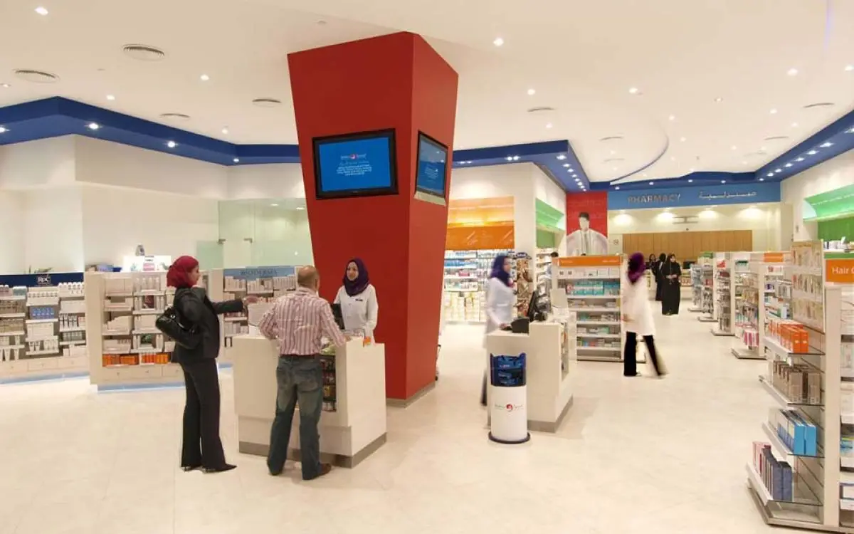 أدوية الإمارات مضمونة بشهادة 568 جولة تفتيشية