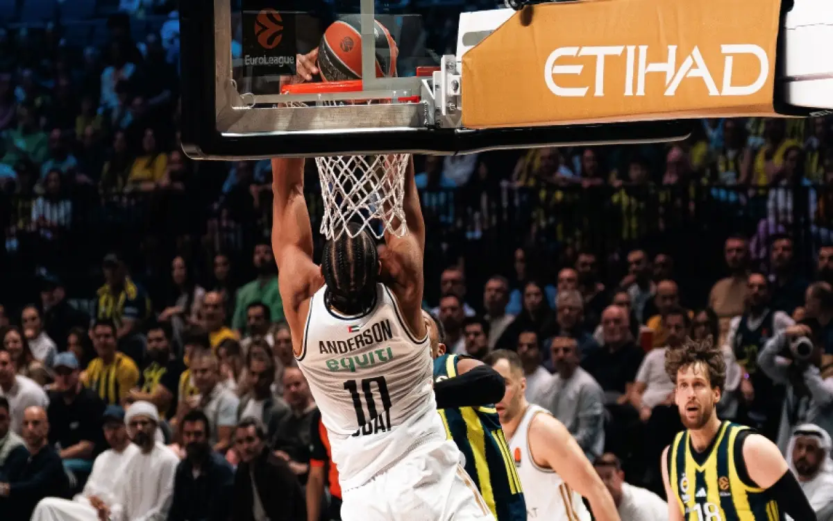 دبي تهزم حامل اللقب في اليوروليغ