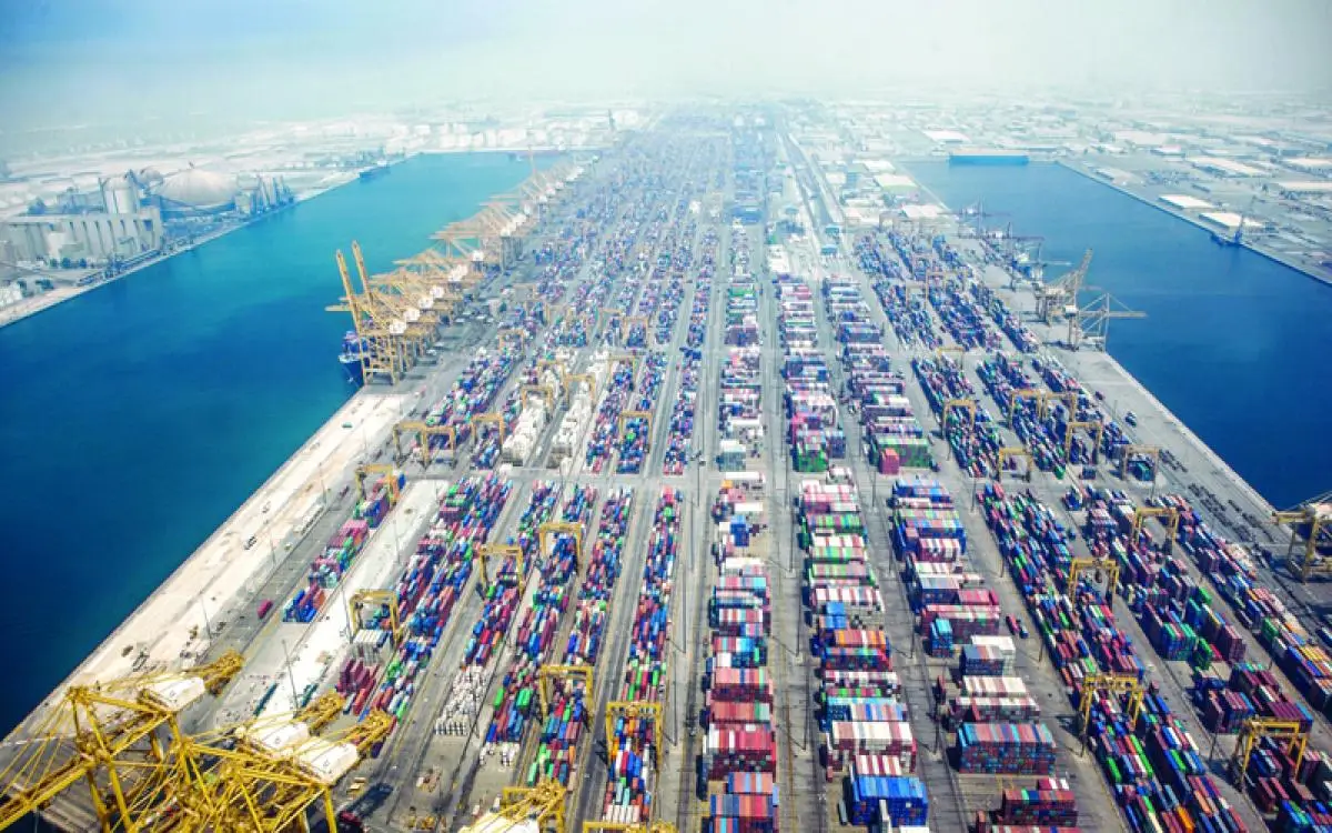 ممرات طوارئ إلى "جبل" في دبي