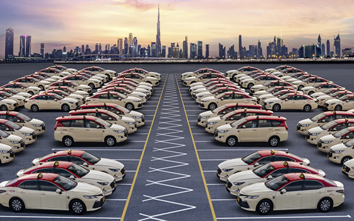 1200 سيارة أجرة روبوتية في مدينتين عربيتين